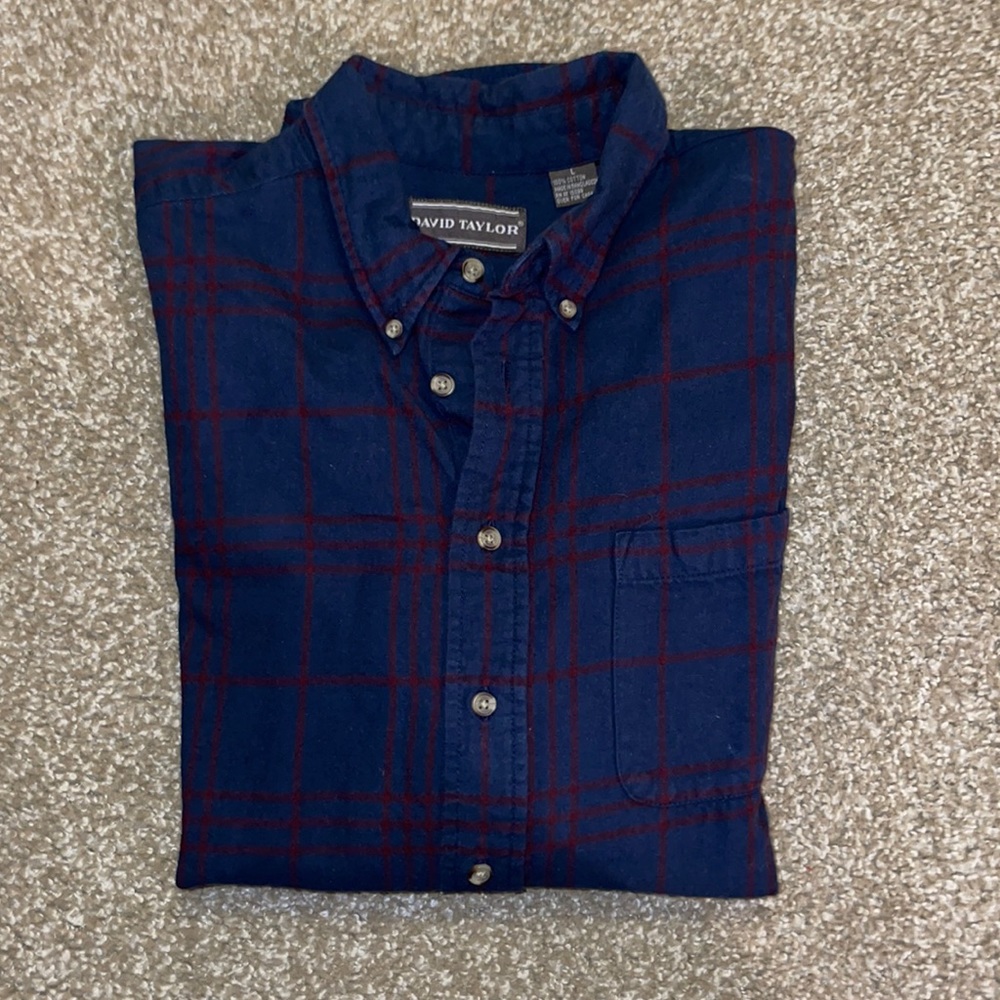 Men’s Long sleeve button down with pocket
